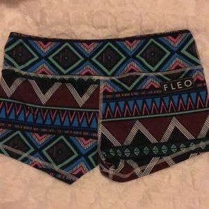 FLEO size medium shorts